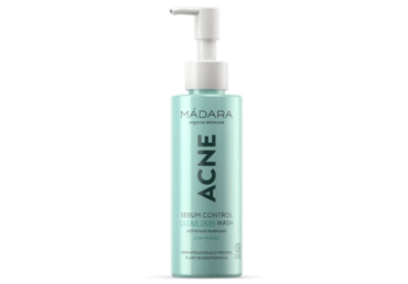 Sejas mazgāšanas līdzeklis MADARA Acne 140ml