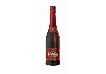 Dzirkstošais vīns BOSCA Red salds 7,5% 0,75L