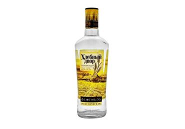 Degvīns HLEBNIJ DVOR 40% 0,7l